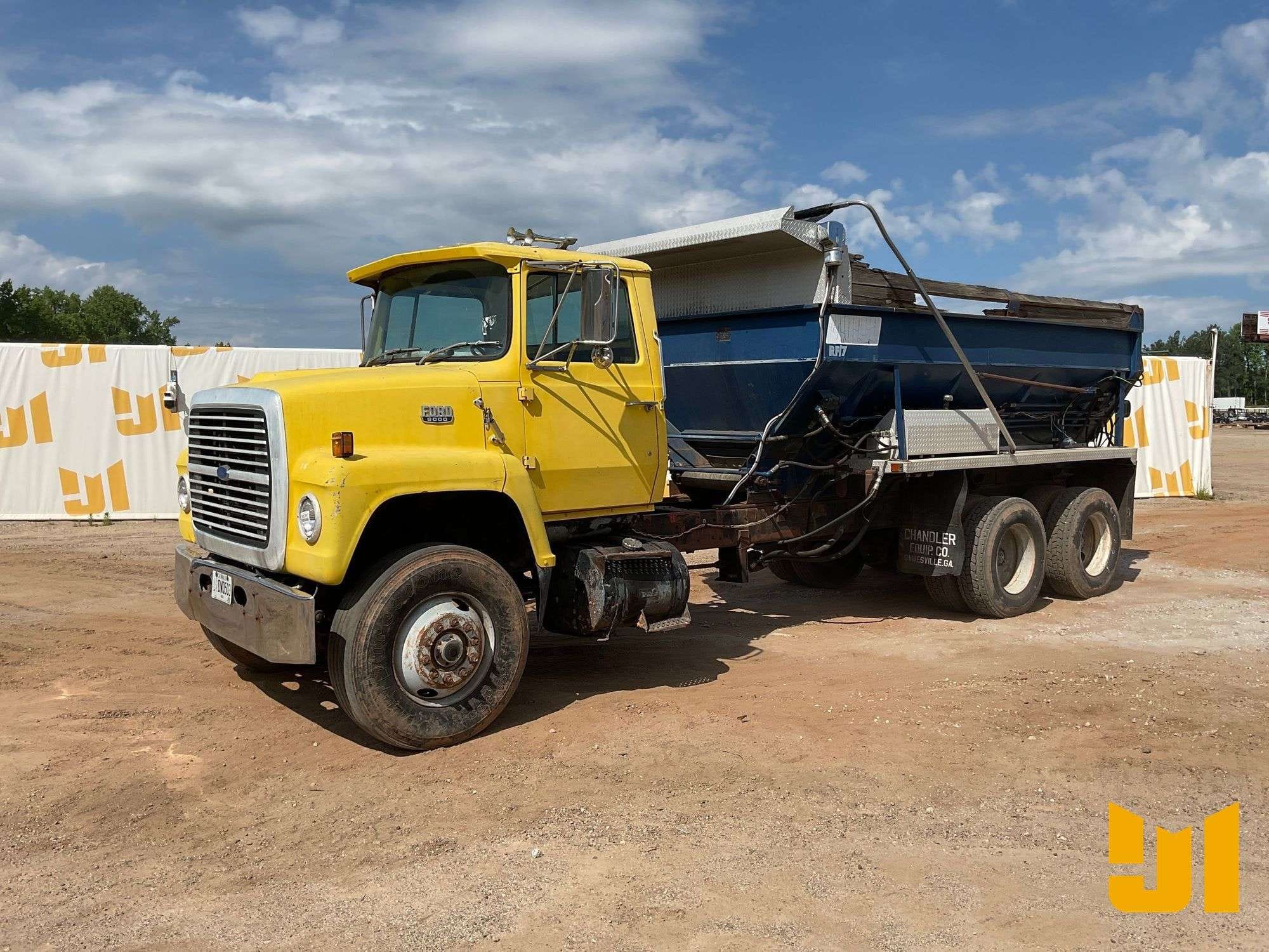 1986 Ford LNT8000 Equipment Image0