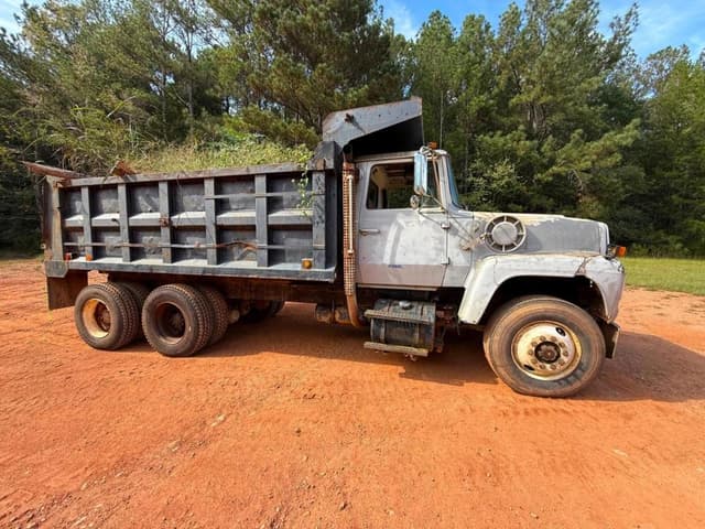 Image of Ford LNT9000 equipment image 4