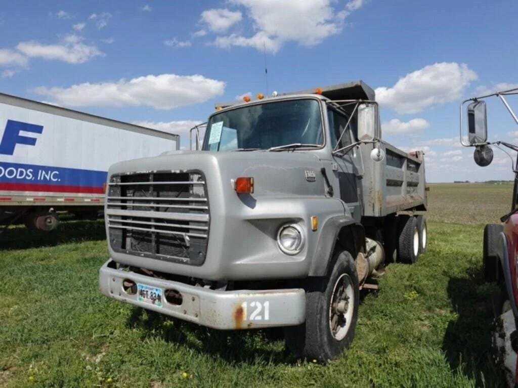 1986 Ford LTS8000 Equipment Image0