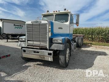 Main image Freightliner FLC11264T