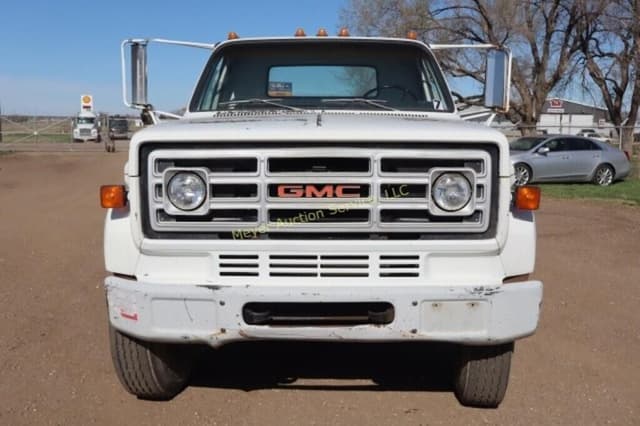 Image of GMC 6000 equipment image 4