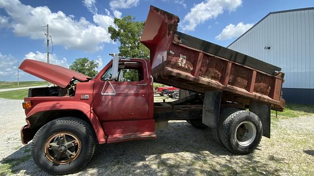 Image of GMC 7000 equipment image 2