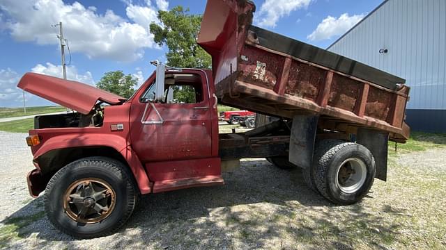 Image of GMC 7000 equipment image 1