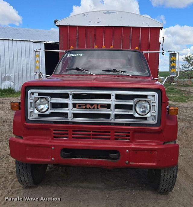 Image of GMC 7000 equipment image 1