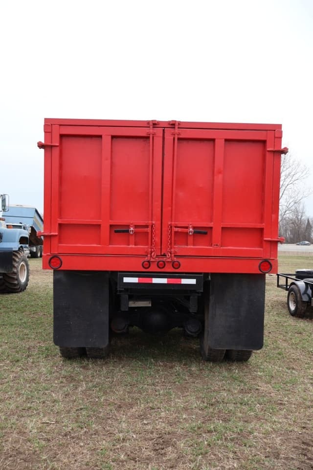 Image of GMC Brigadier equipment image 4