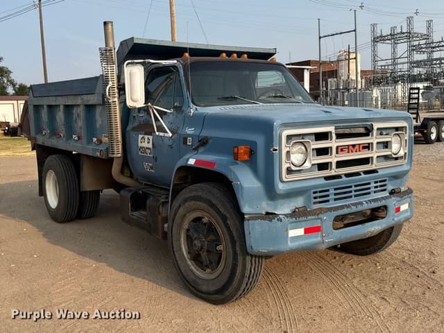 Image of GMC C7000 equipment image 2