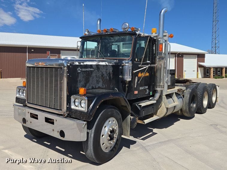 1986 GMC General Equipment Image0
