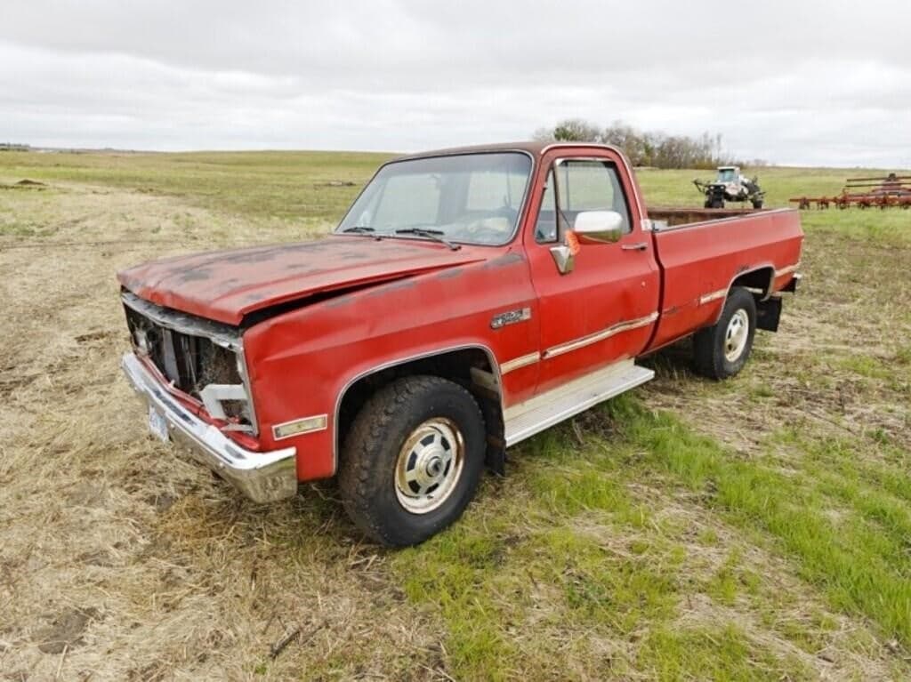 Image of GMC Sierra Classic Primary image