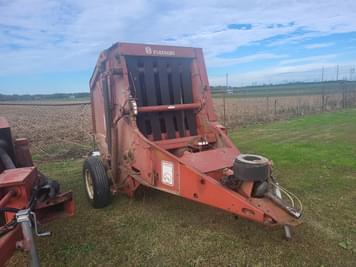 Main image Hesston 5530