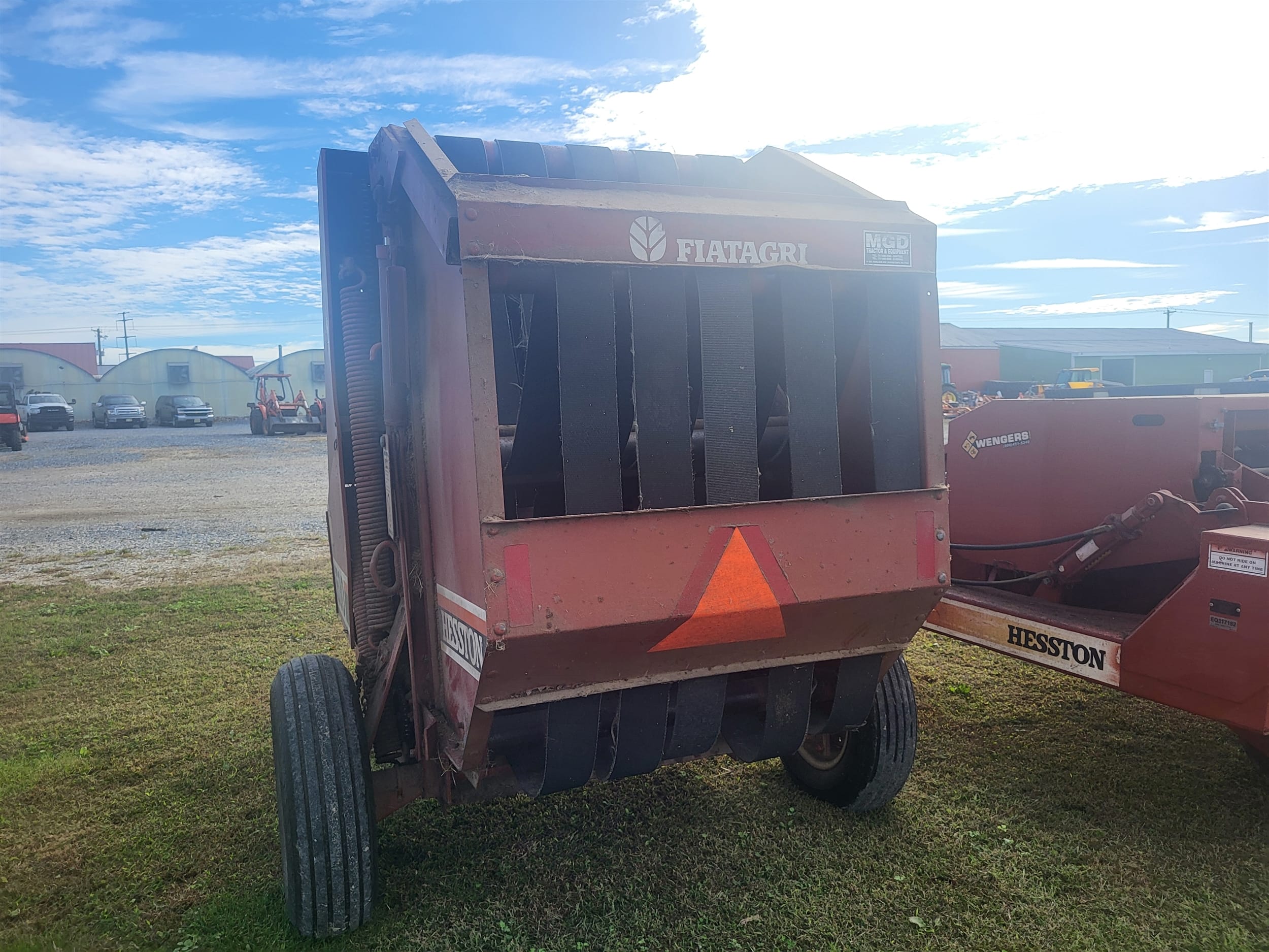 1986 Hesston 5530 Equipment Image0