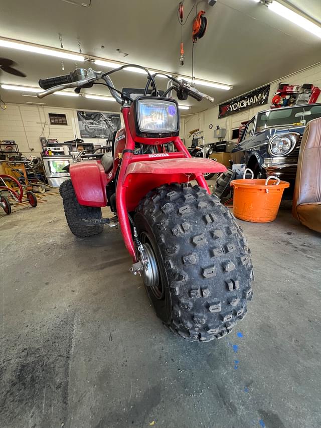 Image of Honda ATC125M equipment image 2