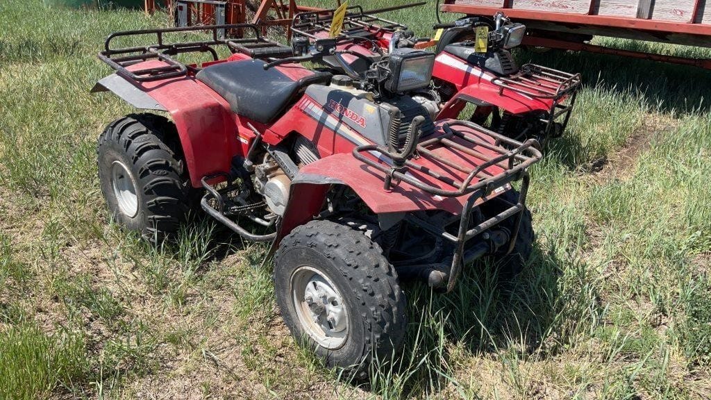 1986 Honda Fourtrax 250 Equipment Image0