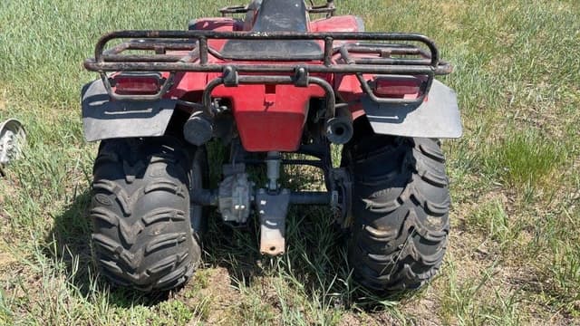 Image of Honda Fourtrax 250 equipment image 4