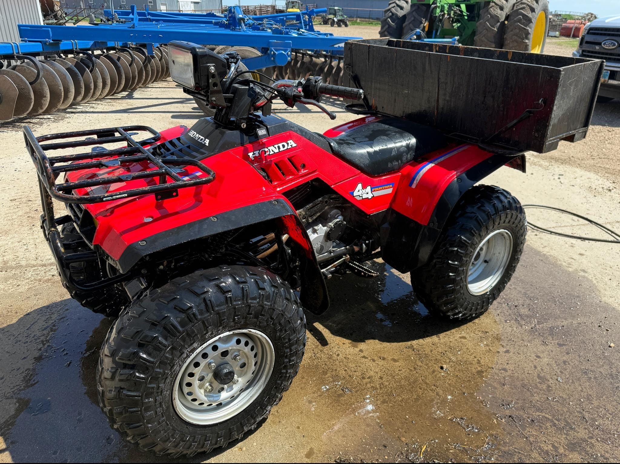 1986 Honda Fourtrax Equipment Image0