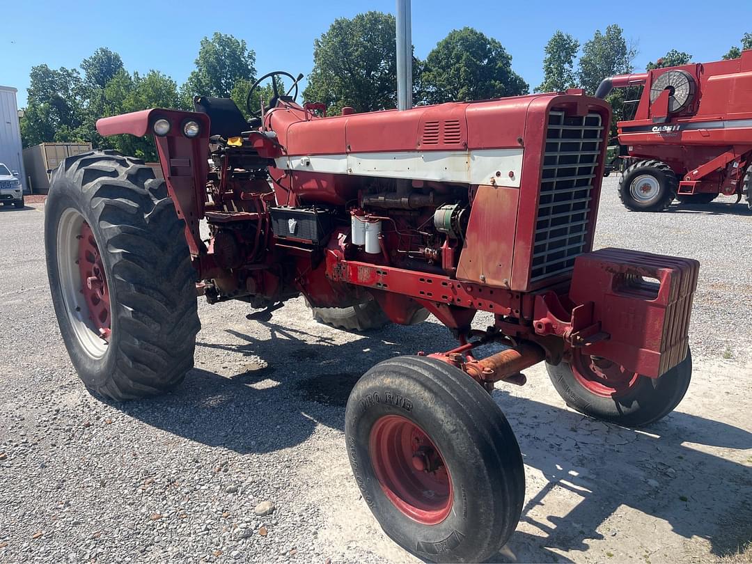 Image of International Harvester 856 Primary image