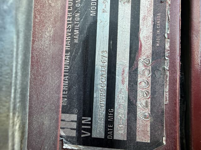 Image of International 9300 equipment image 1