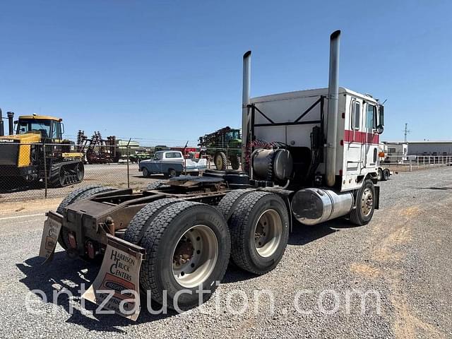 Image of International 9670 equipment image 4