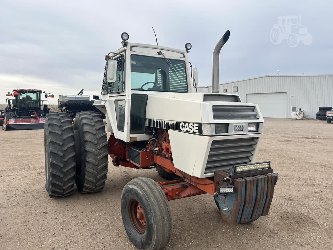 Image of J.I. Case 2390 Primary image