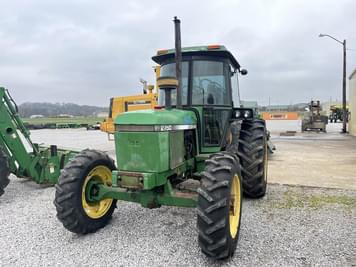 Main image John Deere 2750