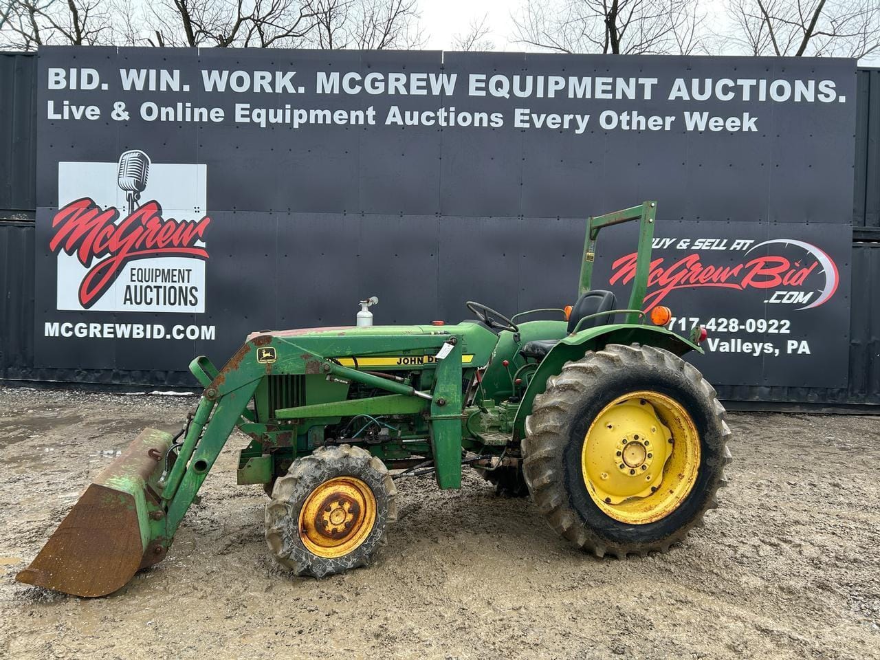 1986 John Deere 1050 Equipment Image0