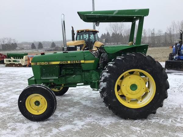 Image of John Deere 2150 equipment image 3