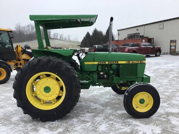 Image of John Deere 2150 equipment image 2