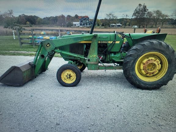 Image of John Deere 2350 equipment image 2