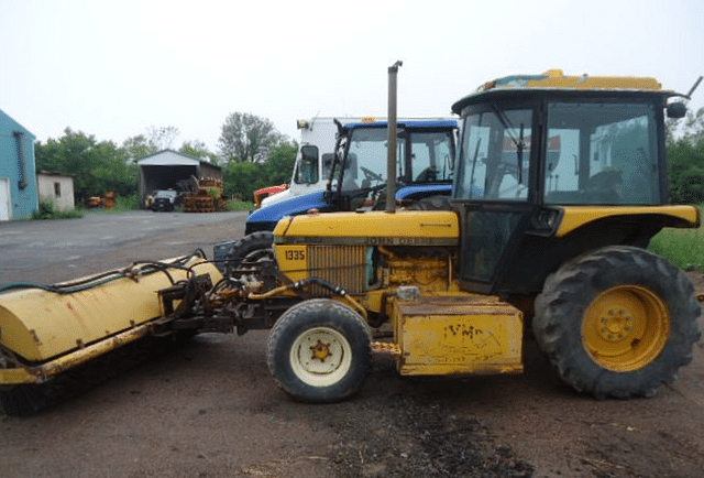 Image of John Deere 2350 equipment image 1