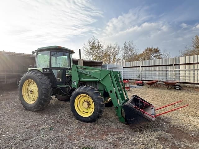 Image of John Deere 3150 equipment image 2