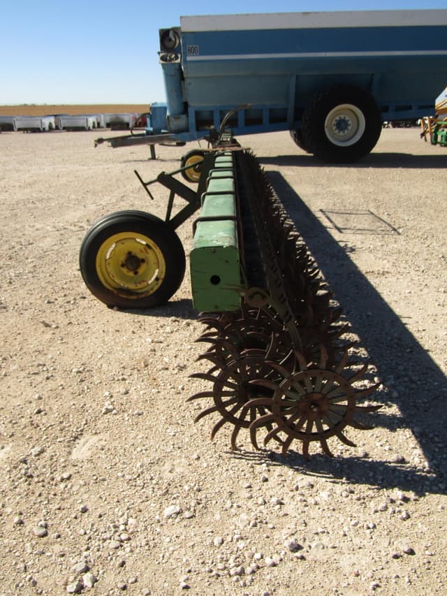 Image of John Deere 400 equipment image 3