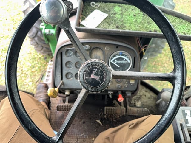 Image of John Deere 4350 equipment image 4