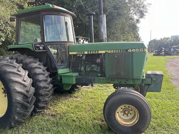 Image of John Deere 4450 equipment image 1