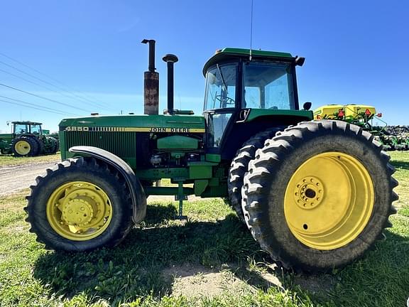 Image of John Deere 4850 equipment image 3