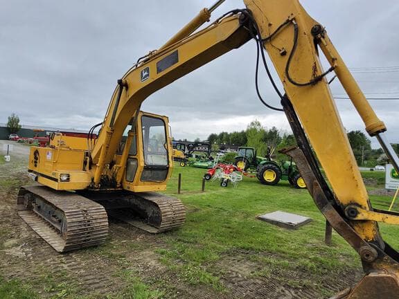 Image of John Deere 490 equipment image 3
