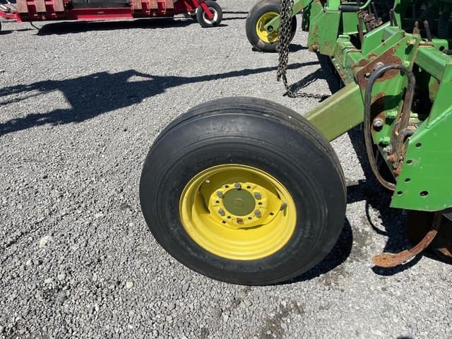 Image of John Deere 515 equipment image 3