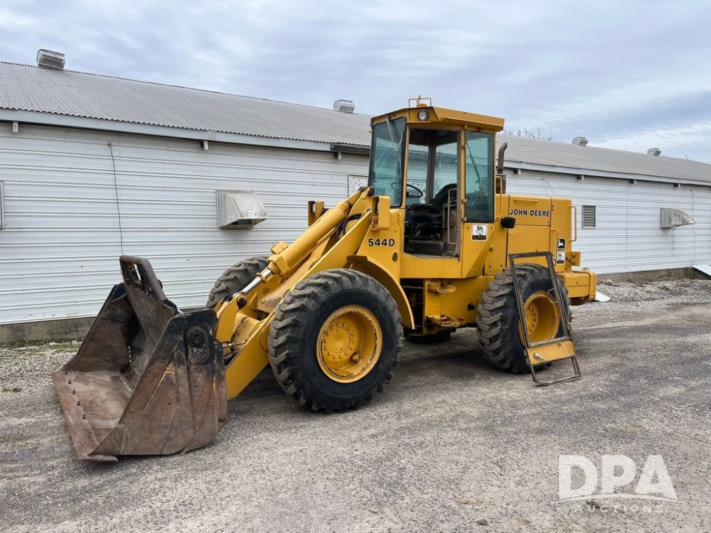 1986 John Deere 544D Equipment Image0