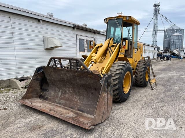 Image of John Deere 544D equipment image 1