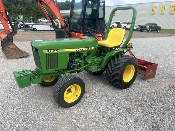 1986 John Deere 650 Equipment Image0