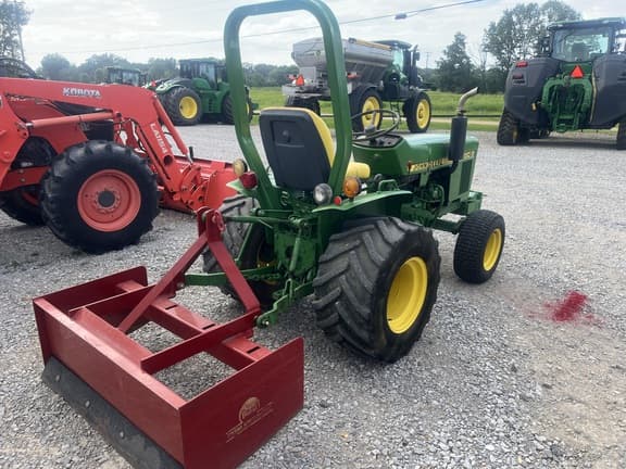 Image of John Deere 650 equipment image 1