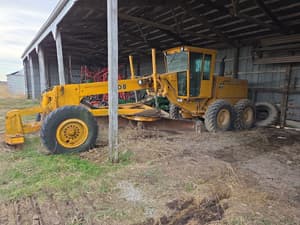 1986 John Deere 670B Image