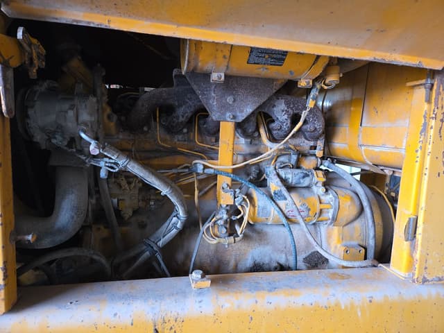 Image of John Deere 670B equipment image 2