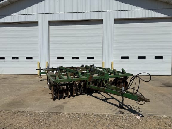 1986 John Deere 712 Equipment Image0