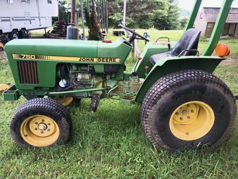 Main image John Deere 750