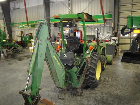 Image of John Deere 850 equipment image 3