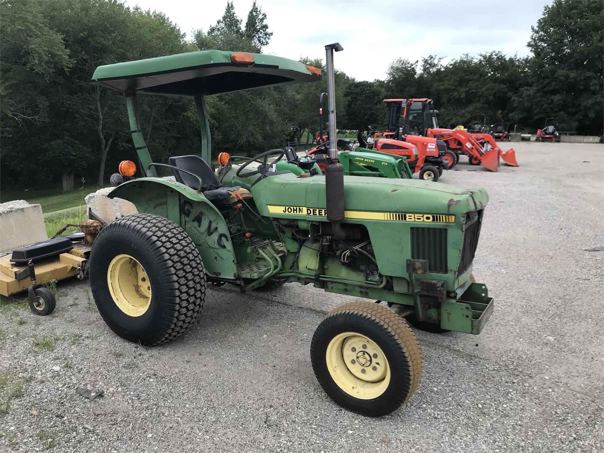 Main image John Deere 850