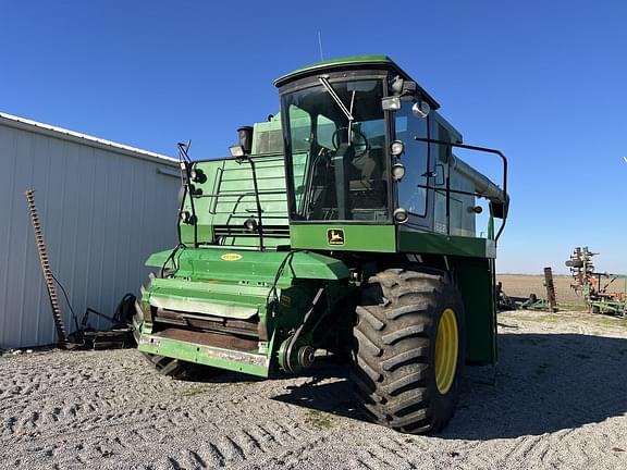 Image of John Deere 8820 Titan II Primary image