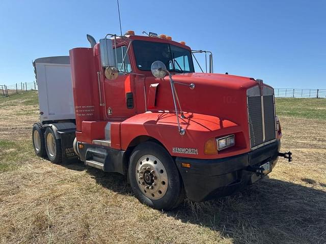 Image of Kenworth T60 equipment image 2