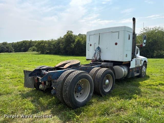 Image of Kenworth T600 equipment image 4