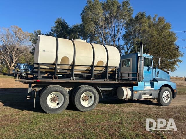 Image of Kenworth T600 equipment image 4