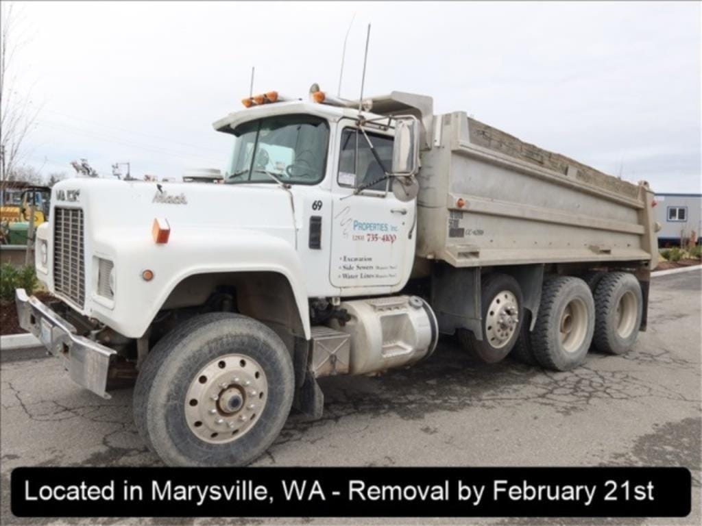 Main image Mack RD688S